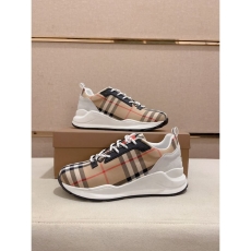 Burberry Low Shoes